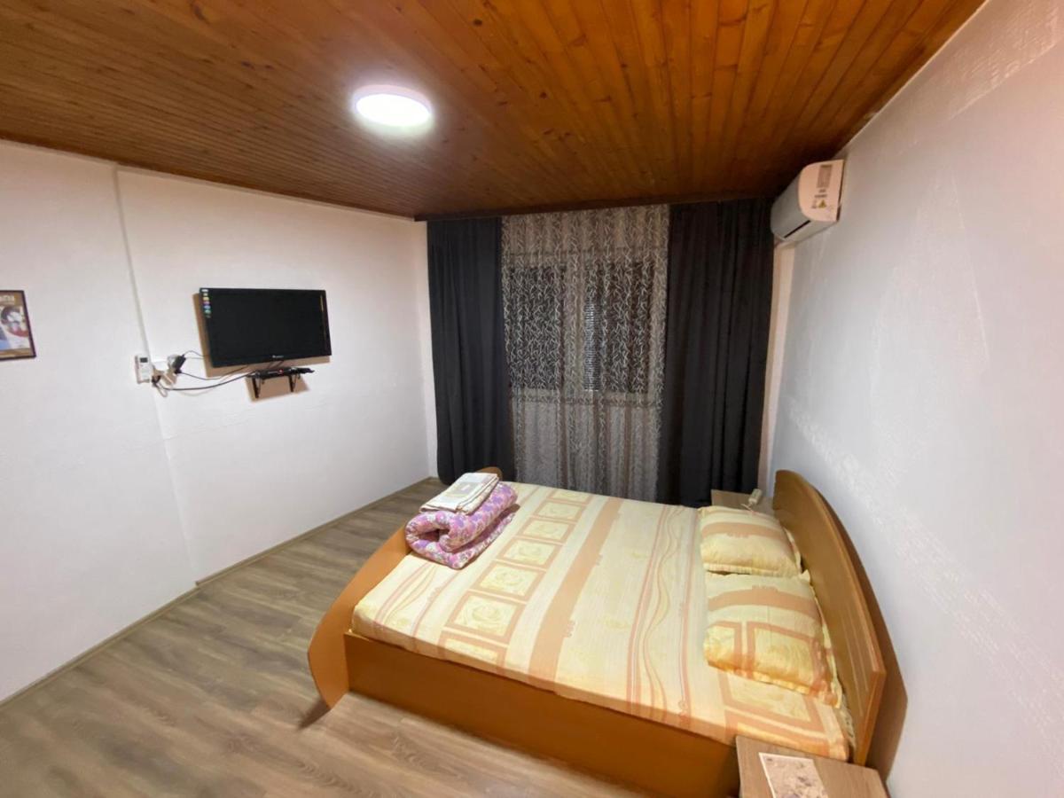 Zani Hostel Прізрен Екстер'єр фото