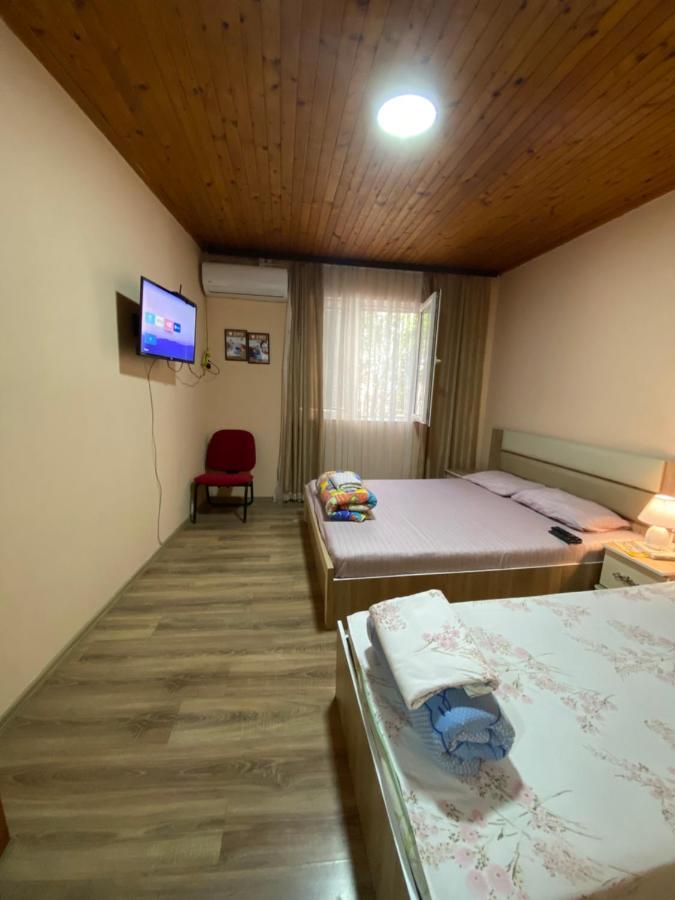 Zani Hostel Прізрен Екстер'єр фото