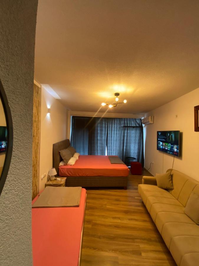 Zani Hostel Прізрен Екстер'єр фото